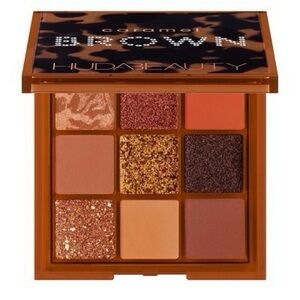 Huda Beauty Caramel Brown Obsessions Eyeshadow Palette